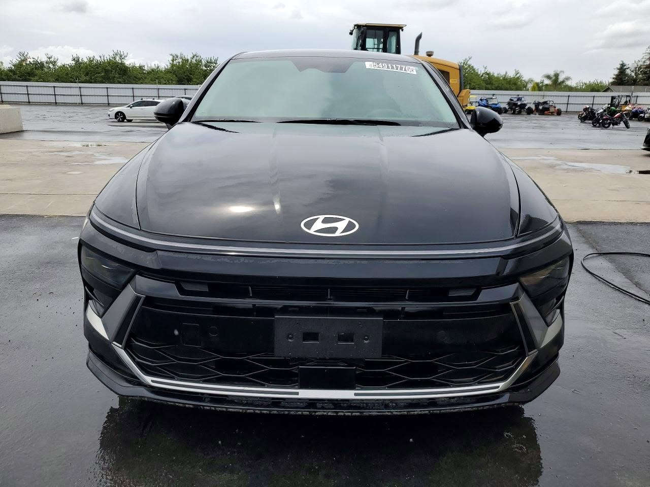 للبيع واصل الاردن (عقبه)
السعر : 120 ورقة واصل عقبه 
🔹 السيارة: [ HYUNDAI SONATA SEL]
🔹 سنة الصنع: [2025 ]
🔹 نوع الحادث: [كما موضح بالصور]
🔹 الممشى: [10,892 mi]
🔹 الحالة: Run and Drive
🔹 المواصفات: [نص فول]
📞 للحجز والاستفسار على الارقام التاليه ***********
🔥 مزاد الغراوي لاستيراد السيارات
⚜️ “اختيارك الأفضل لسيارات المزادات الأمريكية والخليجية — جودة، سعر، ومتابعة مضمونة”
العنوان المزاد بغداد حي العامل
