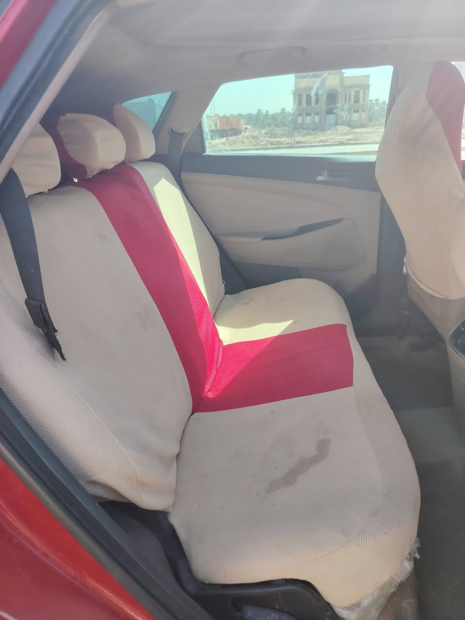 سلام عليكم. توسان 16 خليجي تبديل بنيد. وطخات بسيطه ع وضعهن  مكينه 2000 باسمي رقم مثنئ  السعر 140 او مراوس جارجر ابتيمه سوناته. المكان الرميثه ***********
