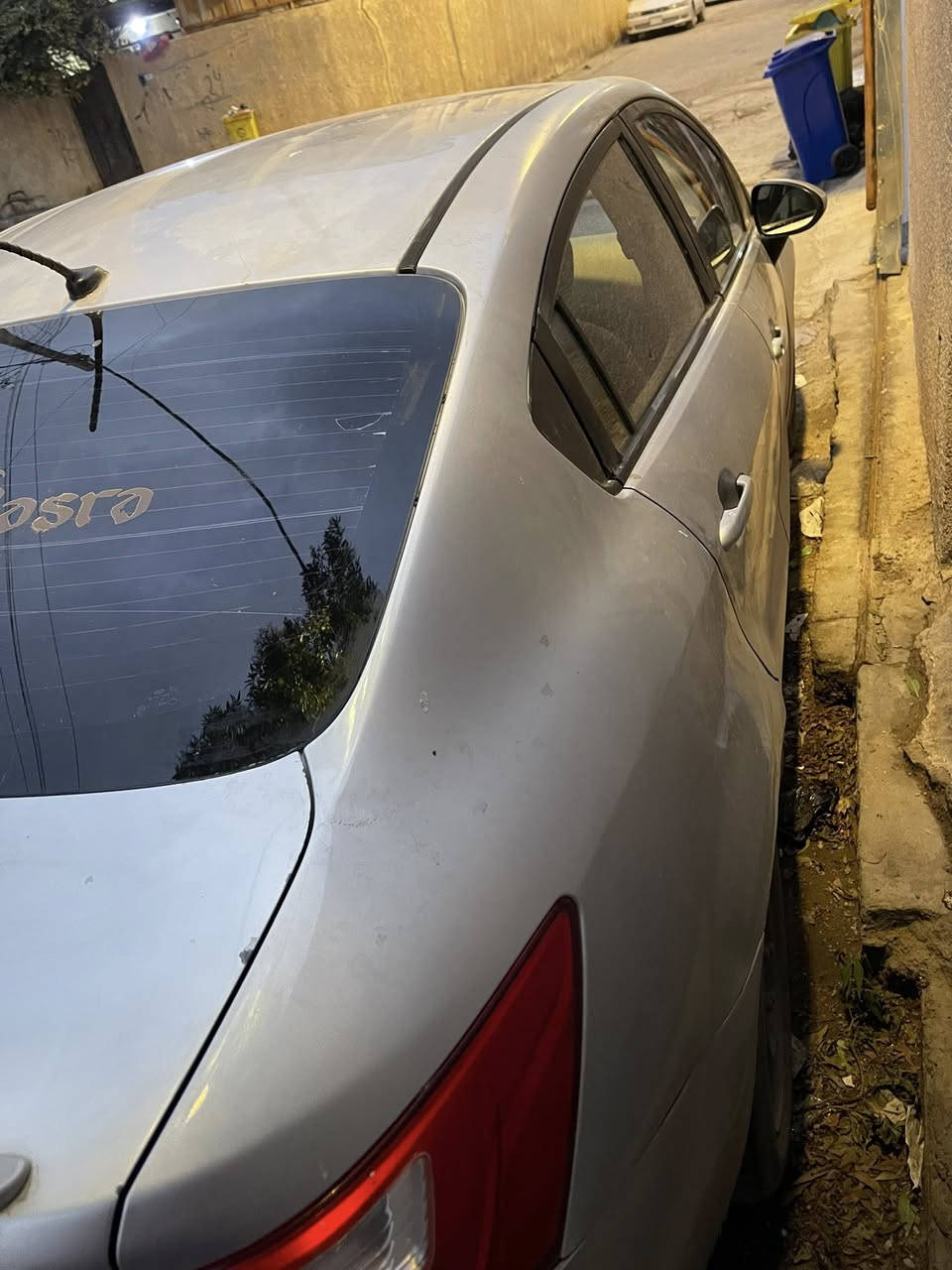 كيا ريو مديل 2012 كفاله من ضربه قويه بيها رشات صبغ مكينه حلوه لا تنقيص ولا تبخير راعيها يريد تحويل مكاني البصرة المعقل الابله شارع البلم سعرها ٨٧وبيها مجال للشراي وهاذ رقمي بي واتساب ***********
