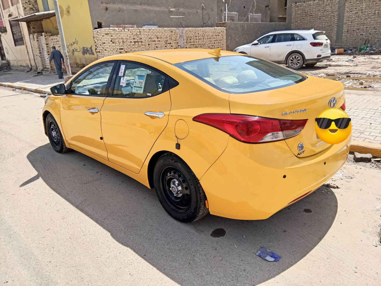 سلام عليكم اخوان 
لبيع او مراوس الانتر موديل 12 رقم بابل انكليزي مصفره كفاله عامه ما عده البنيد مبدل فقط السياره ليبل واحد صبغه جديده فرن درجه اولى كير ومكينه جدد حداديه وتخم تاير جدد تبريد تدفئه دوشمه جديده داخل ثلاث الوان فتحه وتحكمات شاشه لايت ناصي وعالي نزون ترايك وين مايعجبك سياره جديده وناعمه 
***********
مكاني الديوانيه السعر خاص بسبب النفوس الضعيفه
