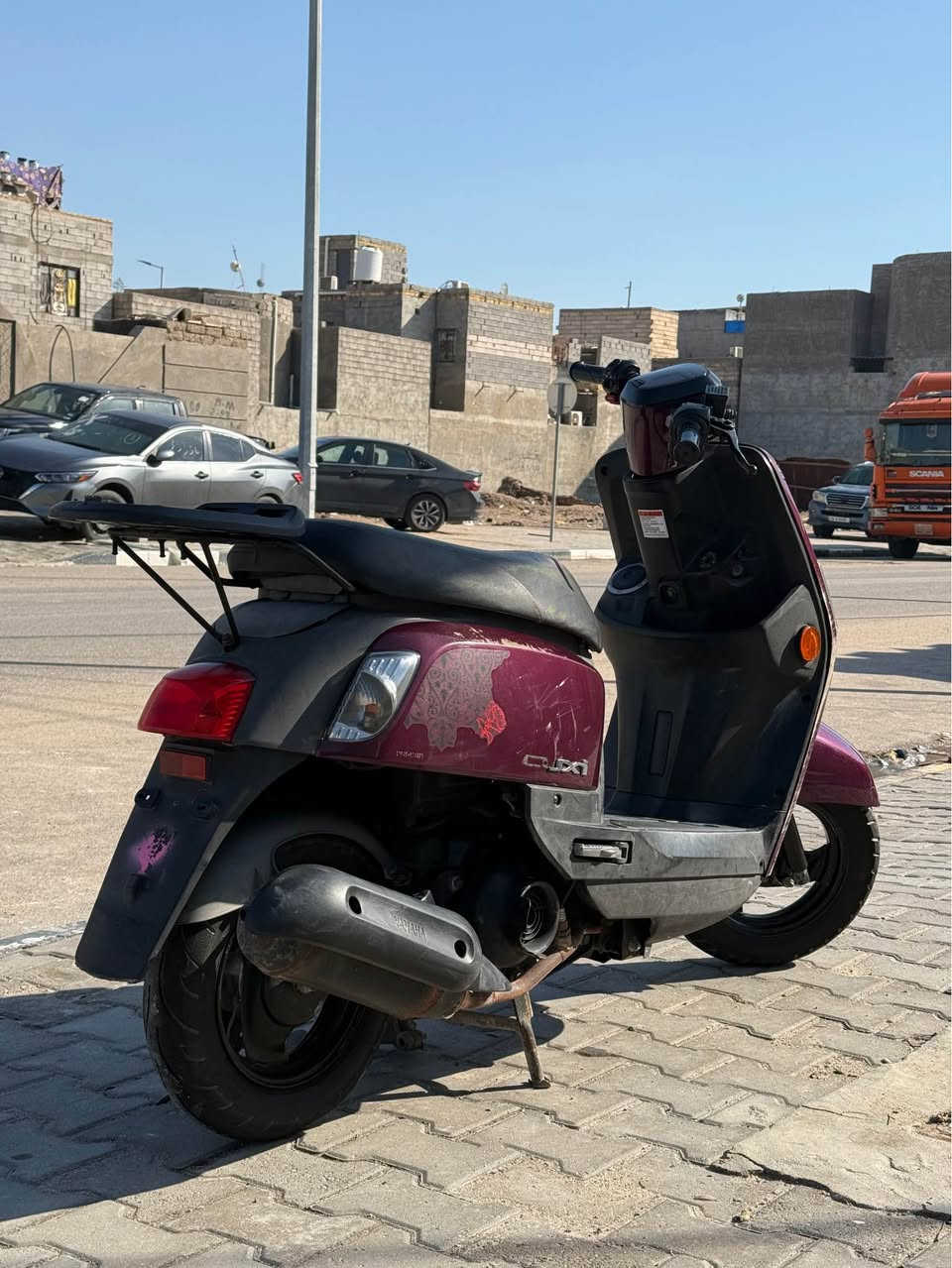 سلام عليكم 
دراجه ماكس بوليس مسطره كرزي ختم واحد وي المحرك
دراجه خير من الله ع إيدي دراجه ربع ما تذب عليها 
كلشي شغال بيها للأخير 
مكاني طوبه والنخيله قرب المدارس وأقرب نقطه داله تقاطع الكزيزه 
السعر 950 وبيها مجال حك الجيه لمو شراي لا يكسر بالسعر 
رقمي *********** 
أو مرواس ماكس مضلع لان رغبتي مضلع اما قديم نوزل او حديث رمبه كون ختم واحد وانه خادم الكم البصرة, العراق
