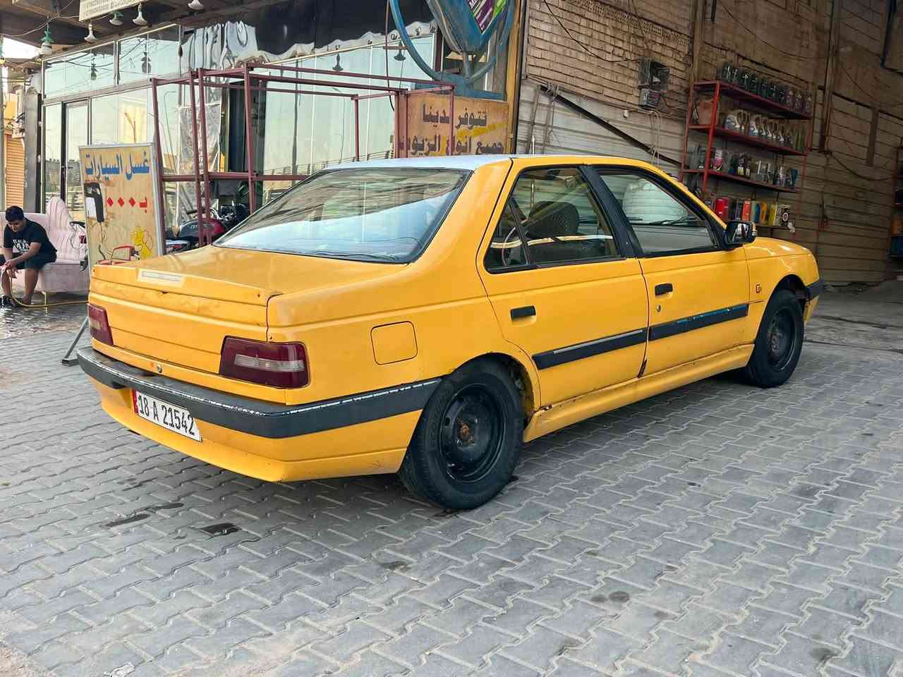 بيجو لميس ٢٠١٢ رقم بابل نكليزي مصفره هيئه وغرامات سنويه مجدده مشروع وطني  السيارة مكفوله من الضربه والصبغ مكفوله مكينه وكير وحداديه مكفولات تبريد نقص غاز 
السعر ٢٣ وبيهه مجال بسيط 
***********
مكاني نجف
