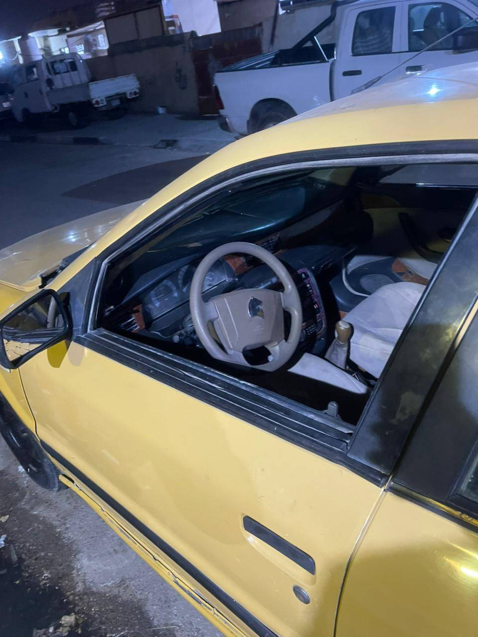 سمند ١١ سنويه عاج مصفره مراوس جاهزه ١٣ ورقه ***********
