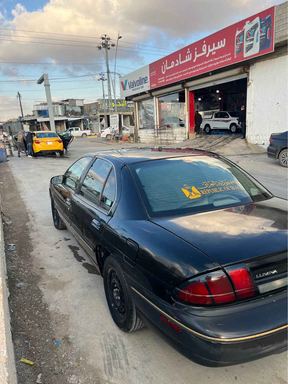 شوفرليت لومينا 1998 سياره اي عيب ما بي ورقه بانزين وسنويا 2028مشروع وطني صاحبها يحولك ثاني يوم 
*********** كركوك, العراق
