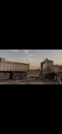 الزبيدية • آليات متكاملة • حفارة شفل قلابات