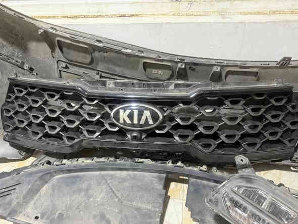 السلام عليكم 
عدي بلوجكترات زوج ب100 الف 
لحيه ودعاميه امامي ام الكامره ورادار 
ب120 الف 
غراض سورنتو موديل21 اصليه للبيع 
العنوان بغداد 
***********
