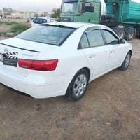 سوناتا هونداي مديل 2009 مكينة ٤ سلندر  رقم ديالى بأسمي . ضرر جاملغ خلف...