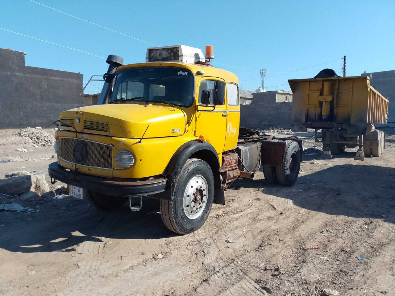 اقجم راس نساف مسجله موديل 82 رقم انبار انكليزي تخم تاير محرك جديد كير 111 /***********//***********السعر160وبيه مجال
