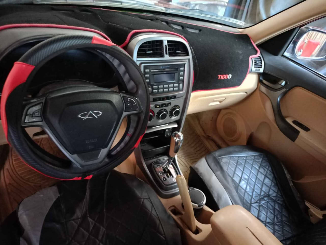 شيري تيكو موديل 2013 
سيارة جاهزة 
تبريد كهربائيات مكينة كير كلشي جاهز 
السيارة بأسمي شرط التحويل 
السعر 55 وبي مجال بسيط 
مكاني بصرة حي الحسين 
*********** Singapore
