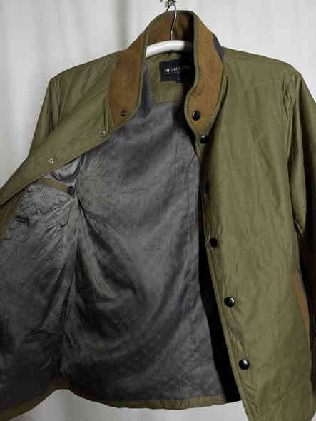 جاكيت   سوبر كريم 
القياس  L
النظافه 💯/💯  

يوجد توصيل 🚚 (بغداد -محافظات )
☎️رقم الهاتف :***********

للحجز -دايركت
