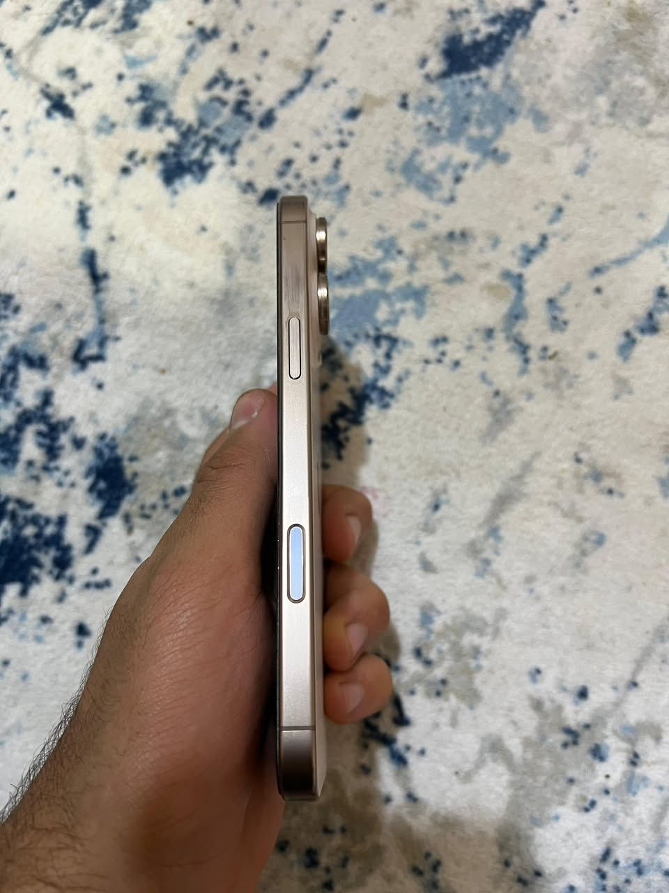 ايفون ١٦ برو ماكس بطارية ١٠٠ عدد الدورات ٧٨ جديد بعدة بالضمان واخو الجديد ما استعمله كلش قليل ذاكرة ٢٥٦ شرق اوسط السعر ١٥٠٠ مليون ونص اذا جنت مهتم للسعر راسل واذا ما مهتم لا تكسر بالسعر  العنوان البصرة قضاء القرنه رقم الهاتف ***********
