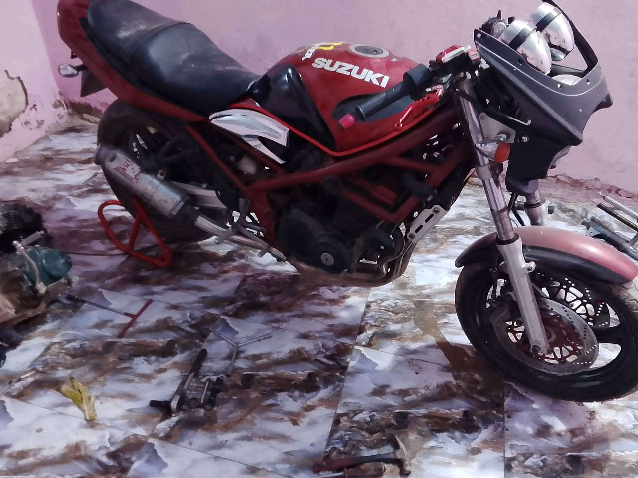 باندا 400 للبيع ضفيره حلوه ماملعوب بيه اوراق اصولي نقصه فقط بلكات محرك تجفيت جديد سعر 750 وبيه مجال لشراي فقط اتصال ***********مكاني ديوانيه
