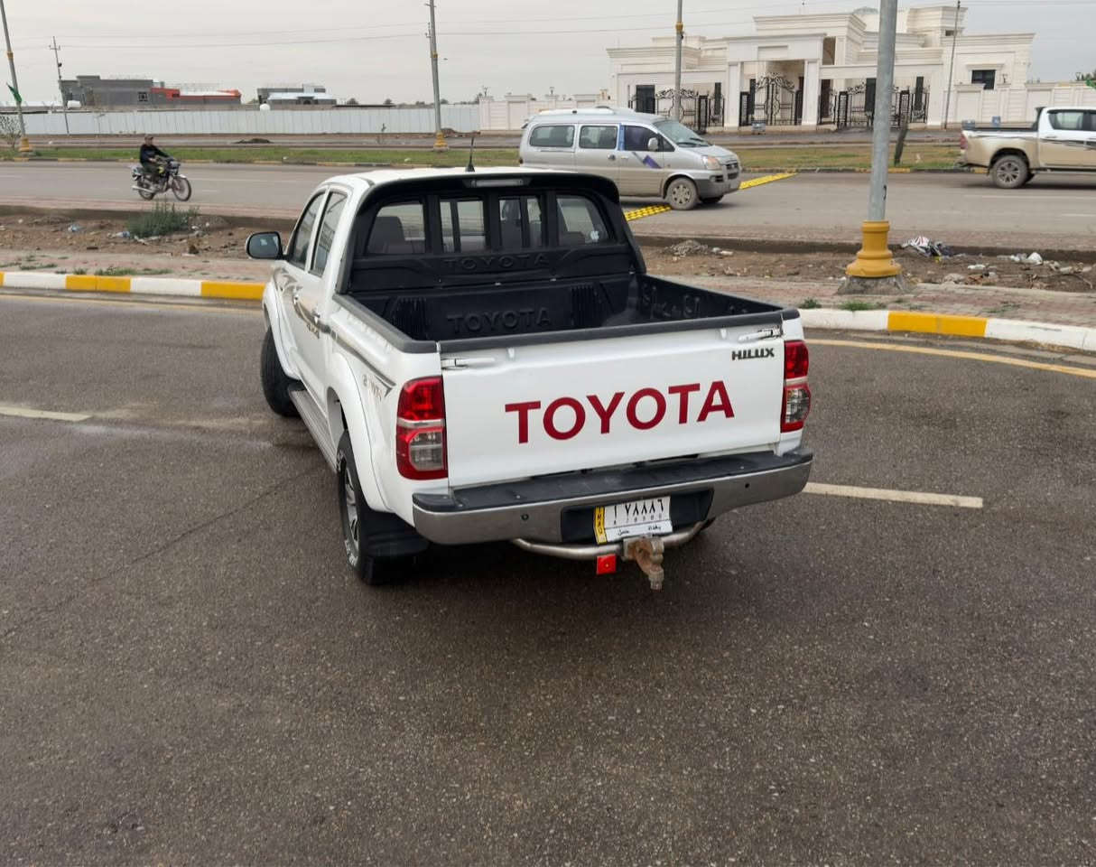 تيوتا هايلوكس  2014
سعودي كفاله عامه 
اوتماتيك 
العنوان: واسط صويره
***********
