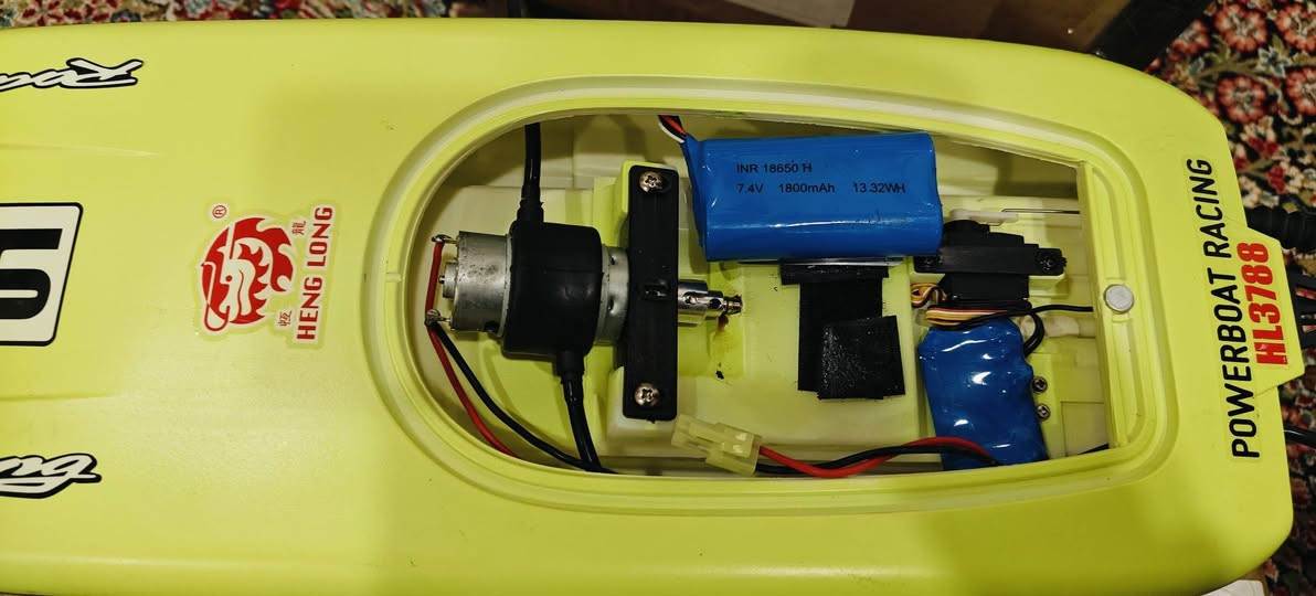 للبيع جديد لوك شغال بدون ريموت 
اعطينى سعر تدلل


**إذا كنت صاحب هذا الإعلان وتريد حذفه لأي سبب، رجاءا أرسل رسالة إلى الدعم الفني**