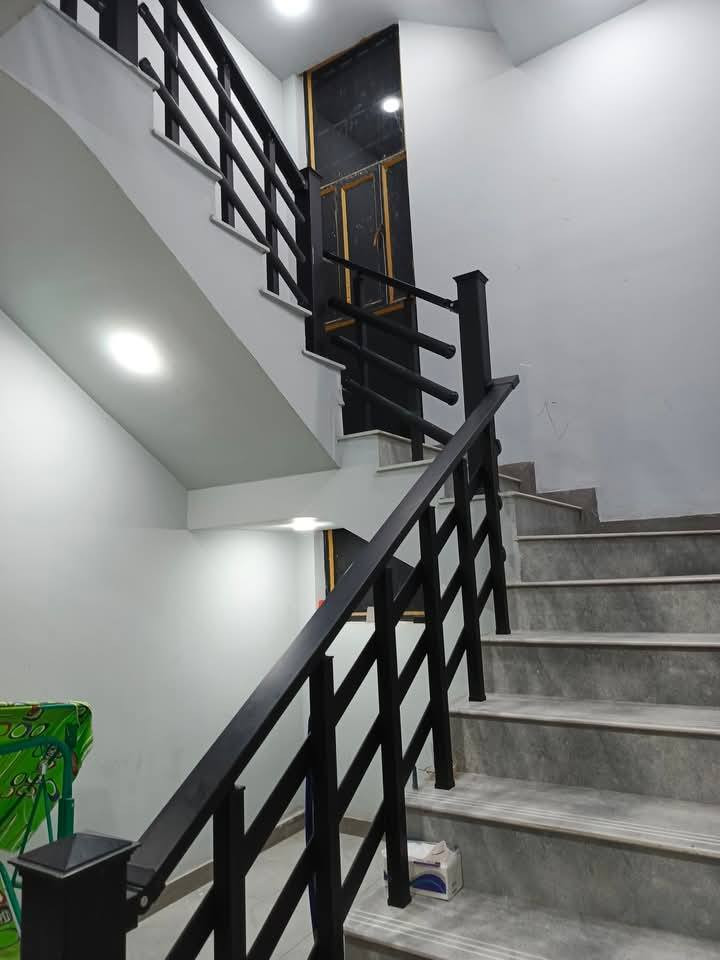 الئ اهلنا الكرام في محافظه الديوانية 
نعرض اليكم نموذج من عملنا انشاء الله ينال اعجابكم 
انواع محجرات 
كلاسك ❣️
ملكي ❣️❣️
المنيوم دائري ❣️❣️❣️
المنيوم مربع ❣️❣️
مربع نظام عدد 2عل بايه ❣️❣️
جام 10ملم ❣️❣️
دز نوع محجر خاص مع فيديو للدرجك احسبلك تكلفته كامله 
عنوانه ديوانيه ونشتغل في محافظات قريبه 
واتساب ***********
تيك توك (محمد للمحجرات✅️)
لا نتعامل بل اقصاد
