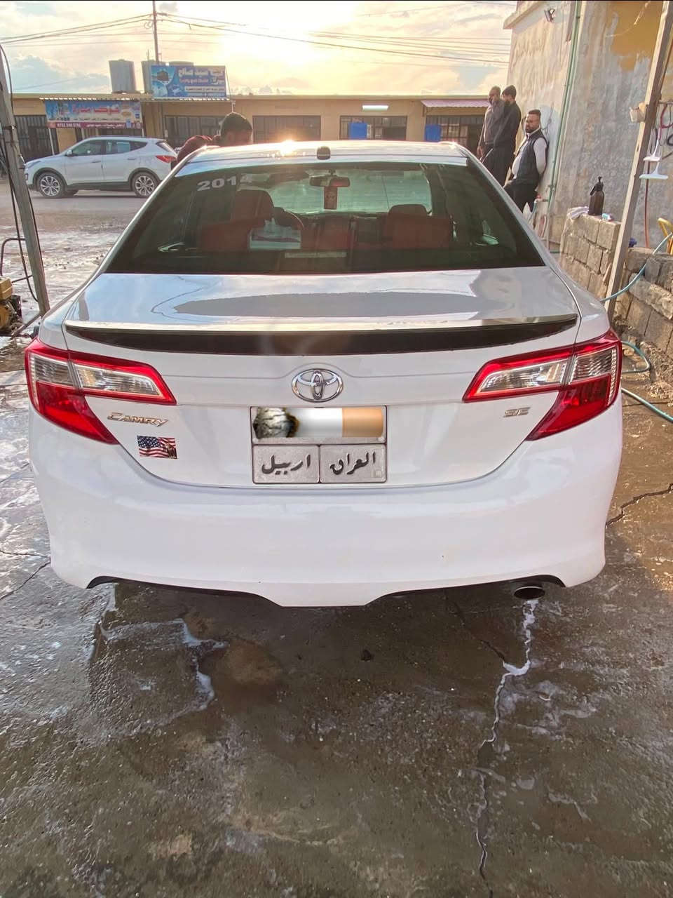 #كامري_2014_SE_امريكي🇺🇸

ضررها قطعتين ونص بدون دواخل 
جاملغ امامي جه نفر + باب السايق+ربع باب خلف السائق ايرباك التكمة مفتوح فقط

وباقي ايرباكات سليمة
بجم وخلف كبس 

سيارة ماشية 165 الف مايل
مكينة وكير بشرط 

سيارة داخل احمر سبورتي
سيارة جاهزة ماناقصها برغي 
شرط اي كلوب اعطال ماكو بالدشبول 

رقم هاتف 

 ***********
*********** 
متوفر واتساب للخطين
