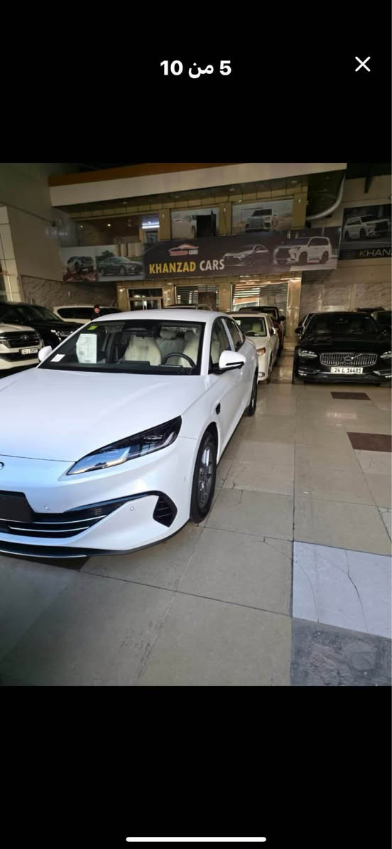 BYD 06 flag ship
المواصفات والسيارة كميتها محدودة بالسوك 
زيرو  موديل 25 
13 كامرة 
داخل جلد ابيض 
كراسي رياضية 
محرك 1.5 +بطارية 100 كيلو+ نظام هايبرد 
شاشة كبيرة دوارة 
ويل كب 
لايتات زينون 
هاندبريك بصمة 
دخول ذكي مفتاح + كارت ذكي 
ثلاث انظمة تشغيل 
قبادة ذاتية 
اتو بارك 
2100 كيلو بالتفويلة 
دشبول جلد لونين 
وبعد بيها  مواصفات 
السيارة تترقم اربيل او سليمانية او دهوك 
مكانها اربيل معارض اربيل 
للاستفسار الاتصال او واتس 
***********
او علخاص
كل التفاصيل بالاعلان  والصور 
رجاءً الشراي يتصل أربيل, العراق
