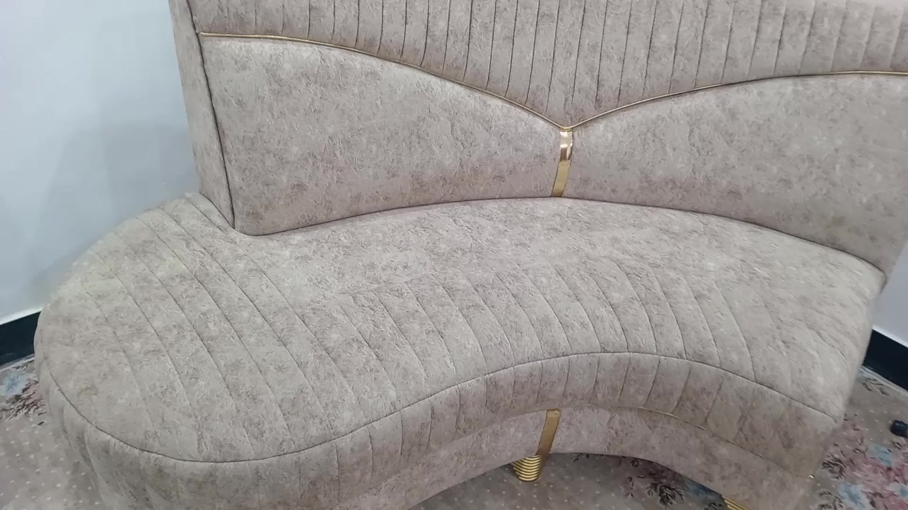 للبيع ميز بلازما 40
القنفه 150 قطعه وحده تفصال قويه وضخمه
العنوان البصره ابي الخصيب للاستفسار خاص...


**إذا كنت صاحب هذا الإعلان وتريد حذفه لأي سبب، رجاءا أرسل رسالة إلى الدعم الفني**