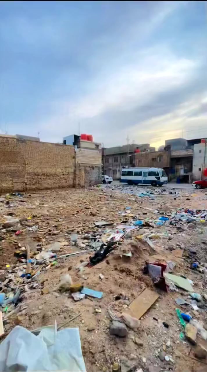 سلام عليكم حياكم اللّٰه من ارض الخير قطعه ركن
للبيع الموقع الخليلية قرب شارع
14 تموز على شارع
15 متر والشارع الفرعي
10 متر قطعه سكنية او استثمارية
مساحه 242 اصولي واقع حال 275 سعر المتر مليونين
للتواصل والاستفسار
***********
