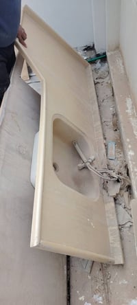 مرمر سنكي كاونتر  نظيف جدا السعر 150 الف 07711781296
