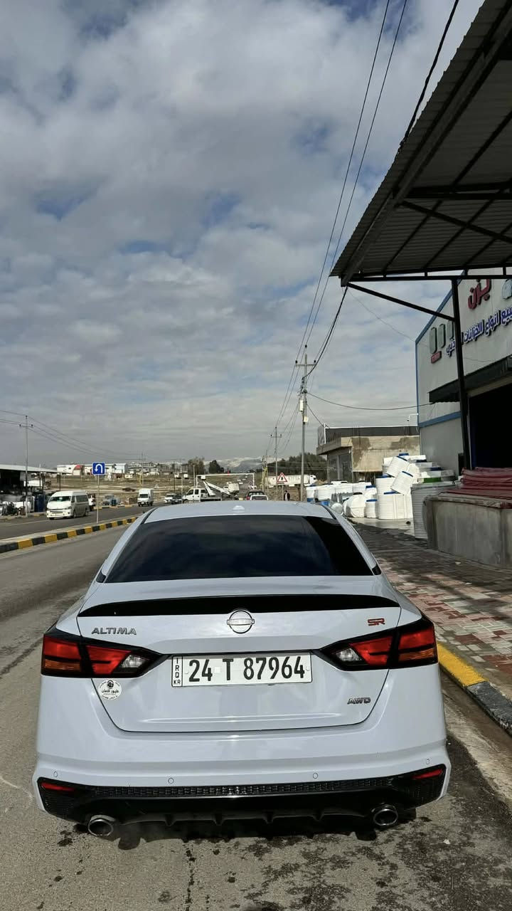 نيسان التيما 2024

مواصفاتSR

رادار حساس خلفي وامامي 

تحكمات ستيرن  

ويل سبورت 

داخل اسود 

لون سمنتي 

ظرر جاملوغ نص باب 

بدون اير باك/***********/ ماشي30
