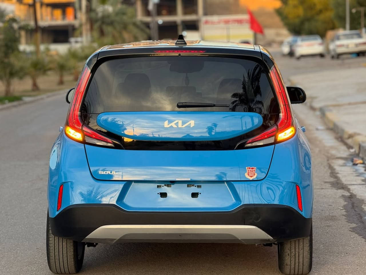 كيا صول وارد امريكي دخول جديد موديل 2024 محرك 2000 دوش ماشيه 25mil موصفات فول عده الفتحه بصمه وكرسي كهرباء ونضام سبورت ورادات امامي وخلفي وبل مري نضام تزحلق نضام سبورت شاشه جي بيس قماره سوده تو كلر موصفات كلش حلوه بيه وسياره بعد احله من صور حادثه كما موضح بل صور فقد باب خلفي مبدل وداير جاملغ مصبوغ ايرباك فقط كشن للتصال*********** ملاحضه سياره بدون رقم مكاني بغداد
