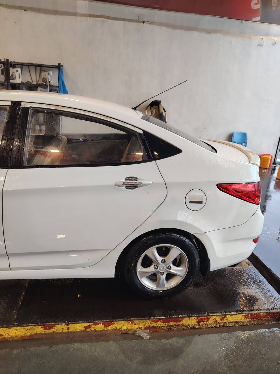 اكسنت رقم كربلاء مكانها نجف
بيها قطعه وحده فقط
محرك 1600اصل
كامله من كلشي
السعر105.
بسمي
***********
