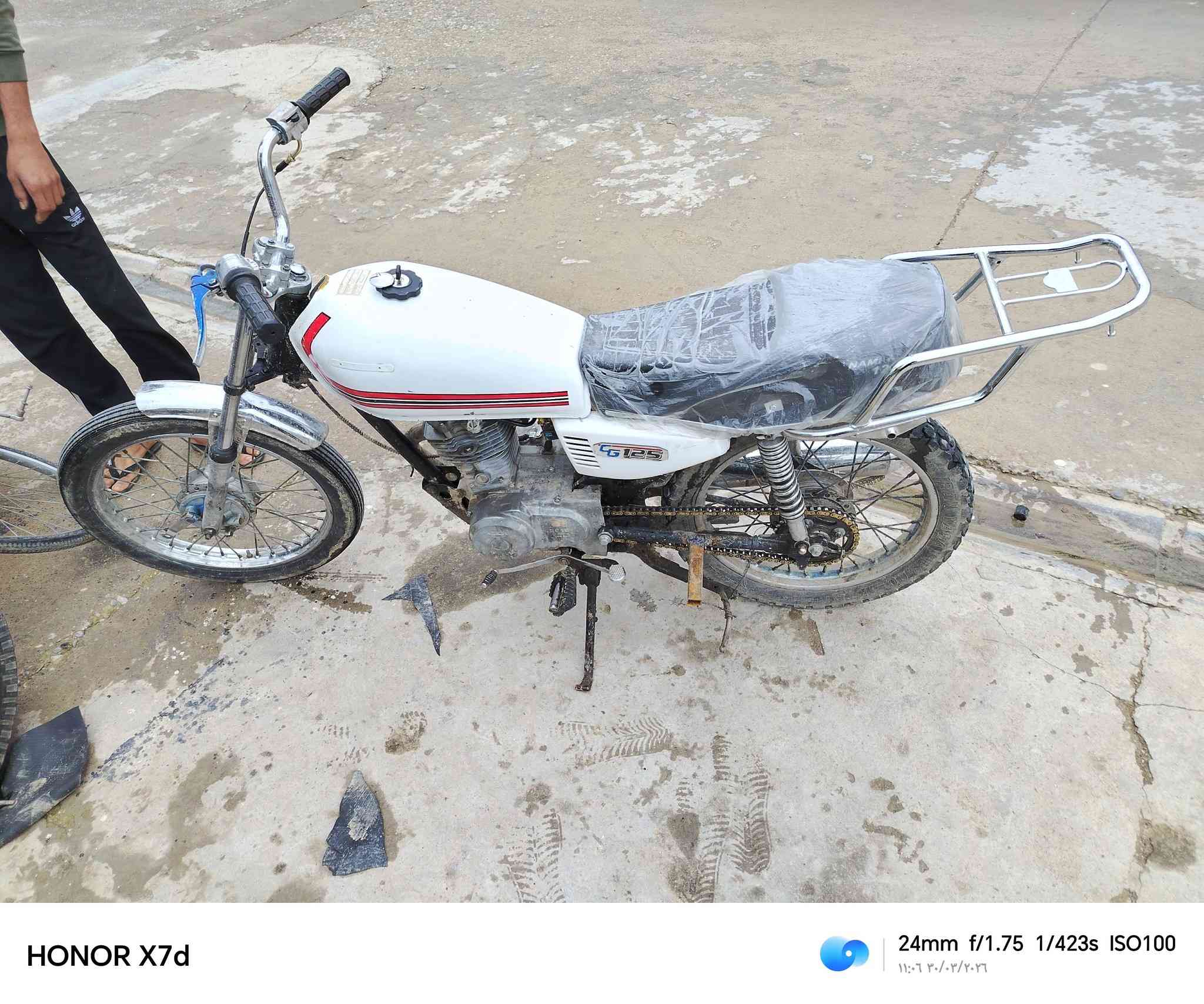 للبيع درجة نامي 3حرف من يريد خلي يجي خاص سعر 250 بي مجال


**إذا كنت صاحب هذا الإعلان وتريد حذفه لأي سبب، رجاءا أرسل رسالة إلى الدعم الفني**