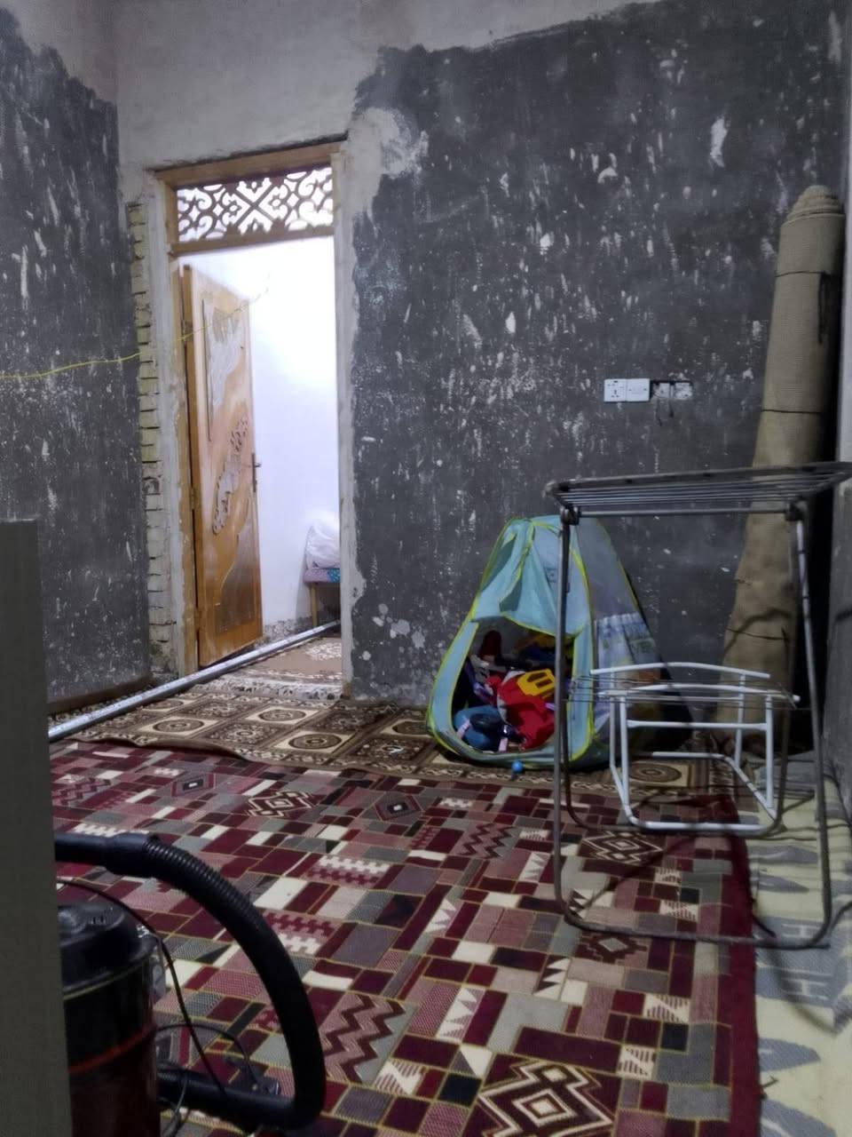 دار سكن للبيع
المساحه ١٠٠متر مربع ⬛️ طابق واحد

المكان حي الجامعة بالبدايه 

البناء كونكريت غرفه وصاله ومطبخ واستقبل وحمامات 

البيت مطلوب سكان ٤٠ السعر ١١٠وبي مجال 

للاستفسار مراجعه مكتب الروان للعقار 

*********** 

***********
