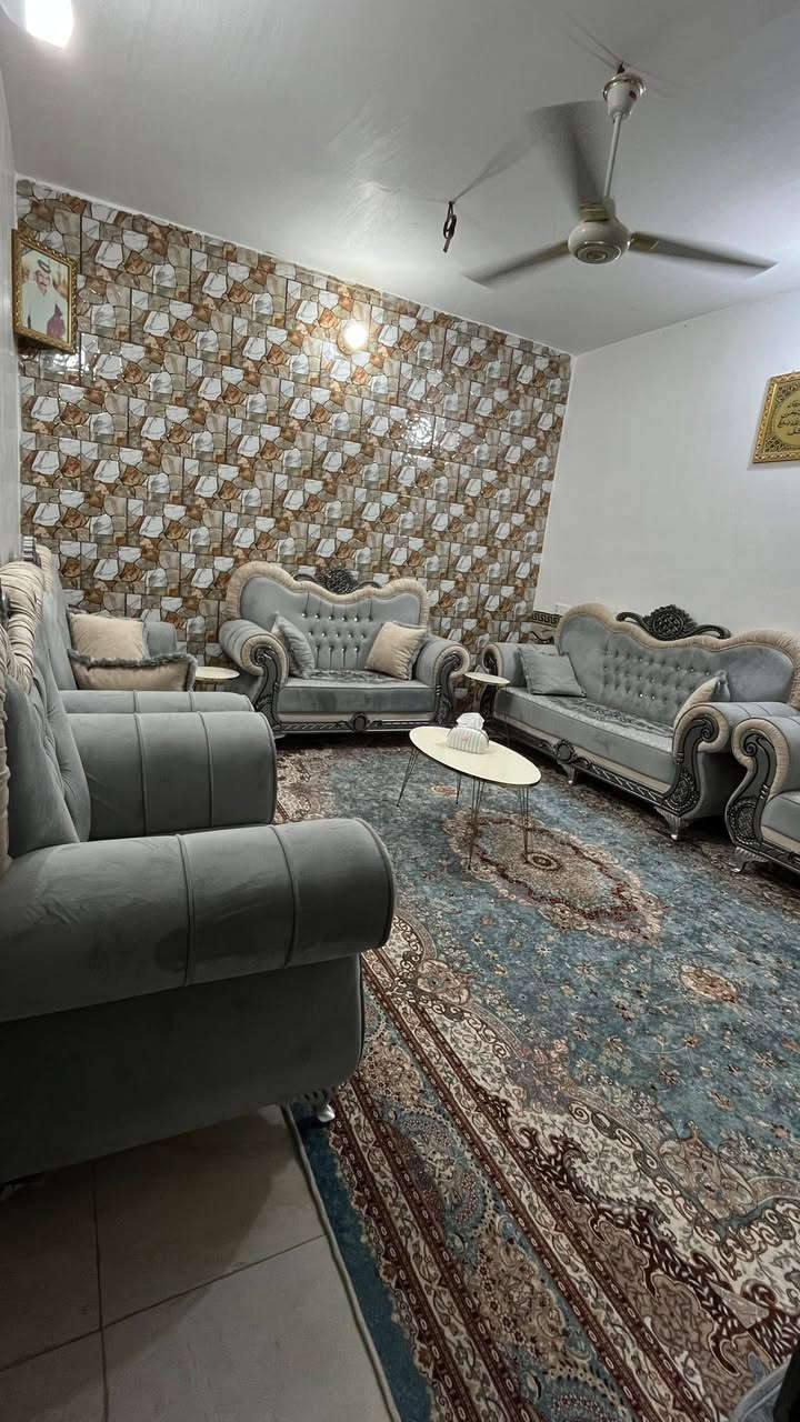 انريد نبيع موسوالف
البيت للبيع بسعر مغري 
100 متر مربع وركن 
العنوان الديوانية حي العسكري
شارع ستين قرب الحسينيه ام البنين 
 تفاصيل اكثر إتصال برقم 
***********
