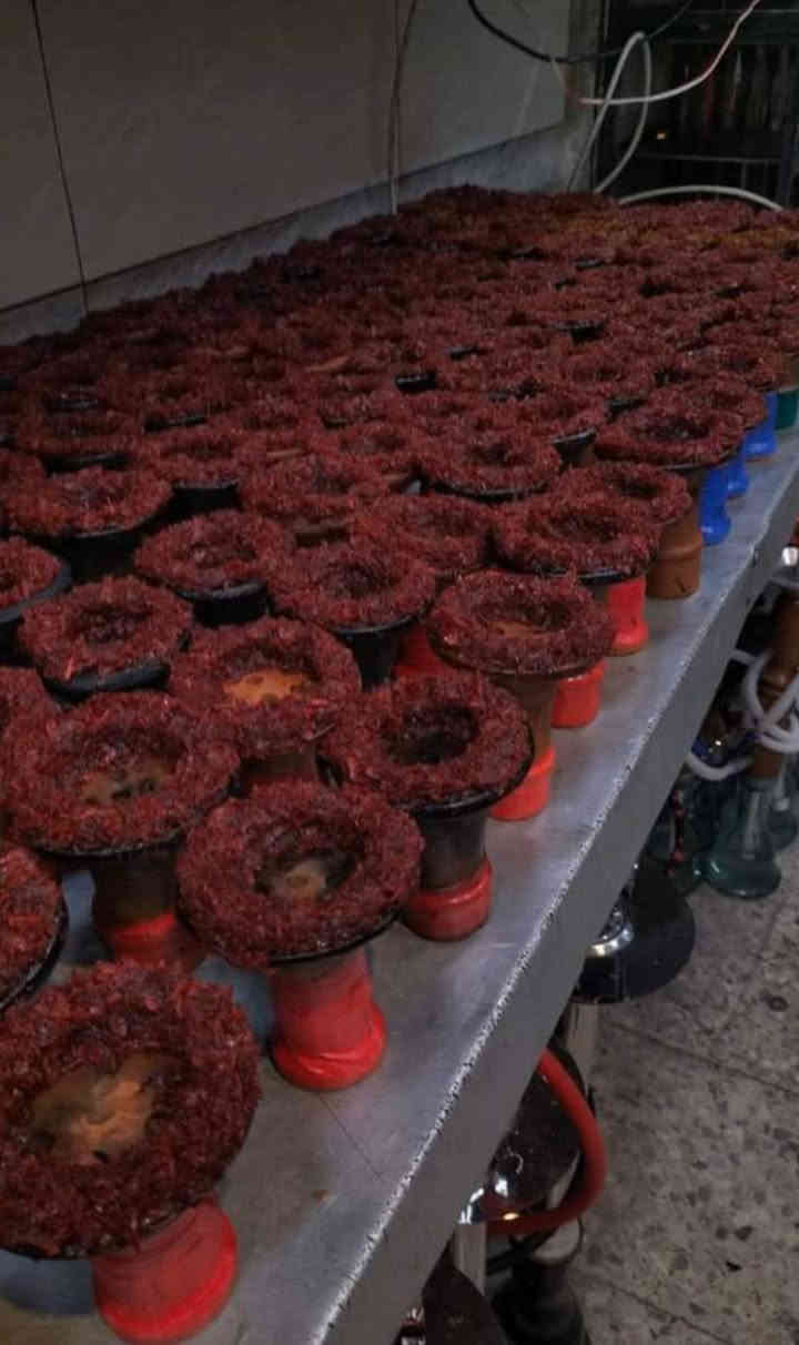 خلفه نراكيل خبره 6 سنوات متفرغ للعمل رقمي ***********
