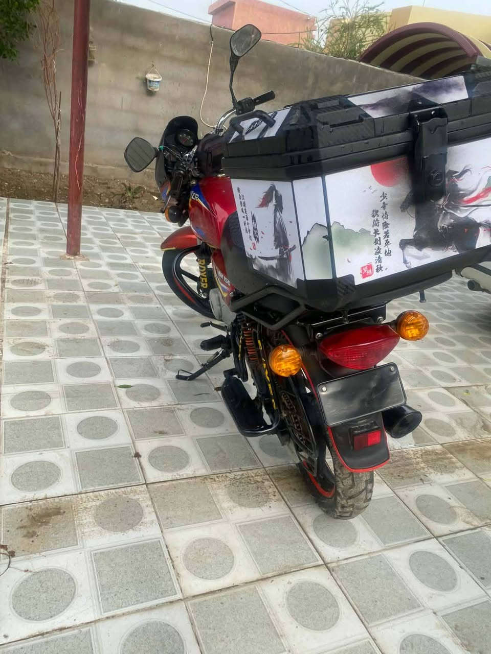 سلام عليكم درجه بوكسر كلاسيك 2020 نضيف مامستعمل هواي رقم ديالي تحويل مباشر بسمي  مكينه خير من الله درجه اي نقص مابيها جيب فيتر وتعلل شوف *********** نتصل وتدلل
