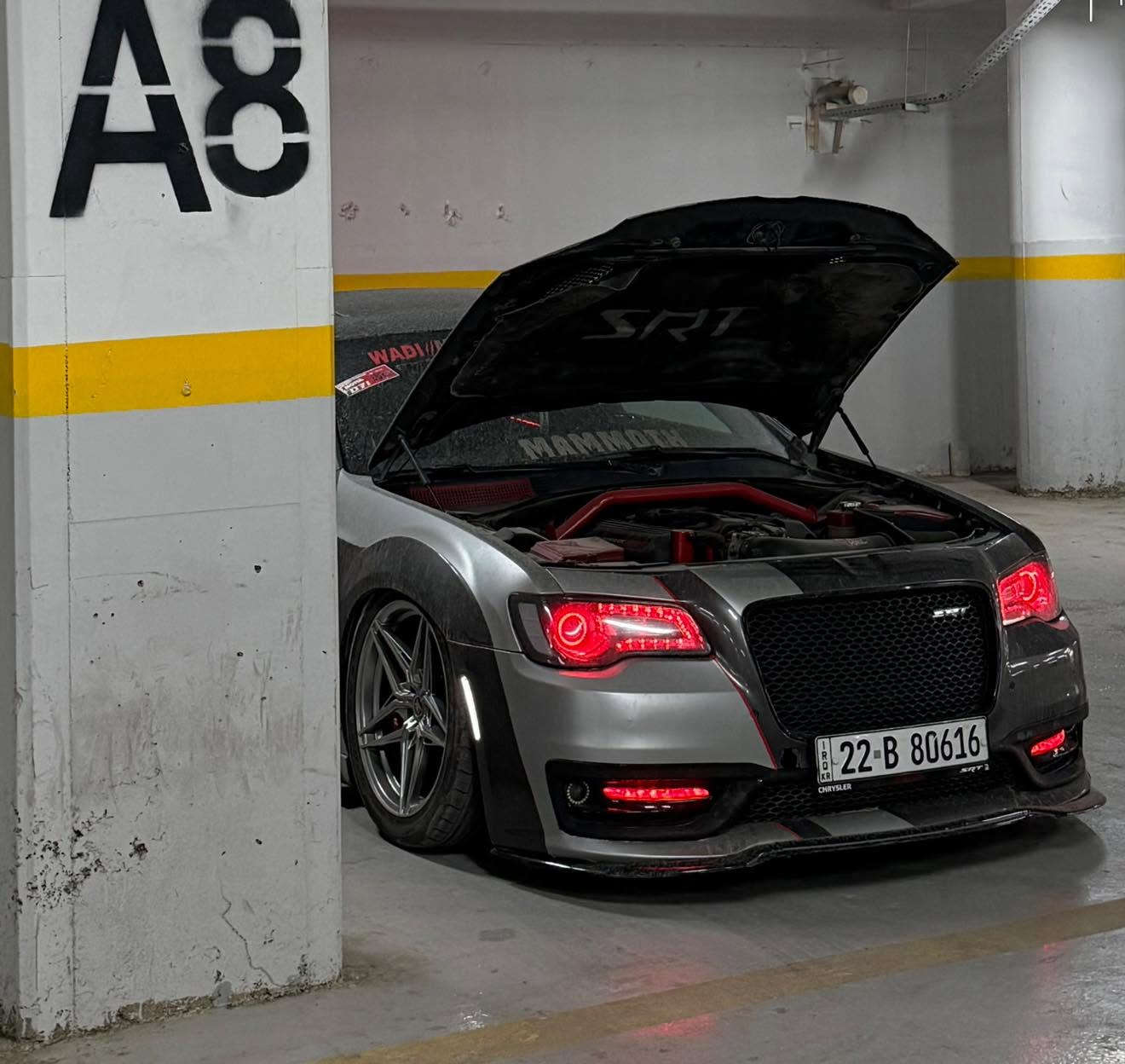 الماموثث 🦣🔥 . 
للبيع او المراوس .

- مواصفات ✅ :
 
كرايسلر s300 2021 5.7 
ضرر قطعه واحدة فقط ، جاملغ السائق مبدل ومصبوغ ، ايرباك دشبول ، بأسمي تحويل شوكت متريد 
ماشيه ٤٠ الف ميل 
فول مواصفات 
بنوراما - رادار جانبي - كشنات خزن ميموري - كشنات تدفئه تبريد - ستيرن تدفأ- مري قلاب - برده خلفيه - ترحيب - حساسات امامي خلفي - شاشه كبيره كار بلي - 4 وضعيات قيادة -  سماعات البين ودمام خلفي - باقي المواصفات الs المعروفة 

- تزويد 😈🔥 : 

شوته AFE مفتوحه 
هدرز شورت SRT 
بلكات NGK 
نوزلات 6.4 
اويل كاتش كان 
تفريغ كامل الكزوز 
كزوز بورلا اتاك 
بوابات كزوز تفتح وتسد 
فجوج بريمبو ٦ بستم امامي هلكات 
٤ بستم خلفي هيلكات 
جكات كات باك s2 - عليهن ادامه قبل شهر 
بنيد ٣ فتحات SRT + البلادي موجود بدون ضرر 
كير SRT 
ويلات أصليات 
اكسل قفل 3.09 
كت كامل SRT + وشومات 
كفرات محرك SRT 
دركه ار بي ام SRT لصليه مو صيني 
شاشات الداخل كله تحديث SRT 
نضام لد متغير داخل السياره بلكامل 
نضام لد متغير بجم السياره بلكامل 
عدسات زنون أصليات خط ازرق 
سبينسر ثروتل AFE 
برمجه مصطفى ايكل
السياره عل داينو مطلعه 430 hp 
دوسات رزلاين اصلية 
دفيوزر SRT 
ولف حماوه مشموتو 82
سترس بار فوك المكينه 

- للتواصل 📞 : 
*********** / واتساب 
مكاني بغداد ، السيارة لا دوس ولا استعراض

