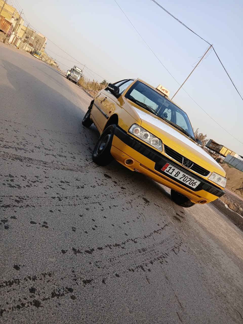 بيجو جي لكس موديل ١٢ مكانه بغداد السياره جاهزه تدفئه تبرد تخم تاير بيه جاملغ خلفي معمر تعميره محلو وبيه بنيد مبدل سنويه لل ٢٩ بسمي تحويل مباشر السعر ٣٠ وبيه مجال بيع او مراوس ***********
