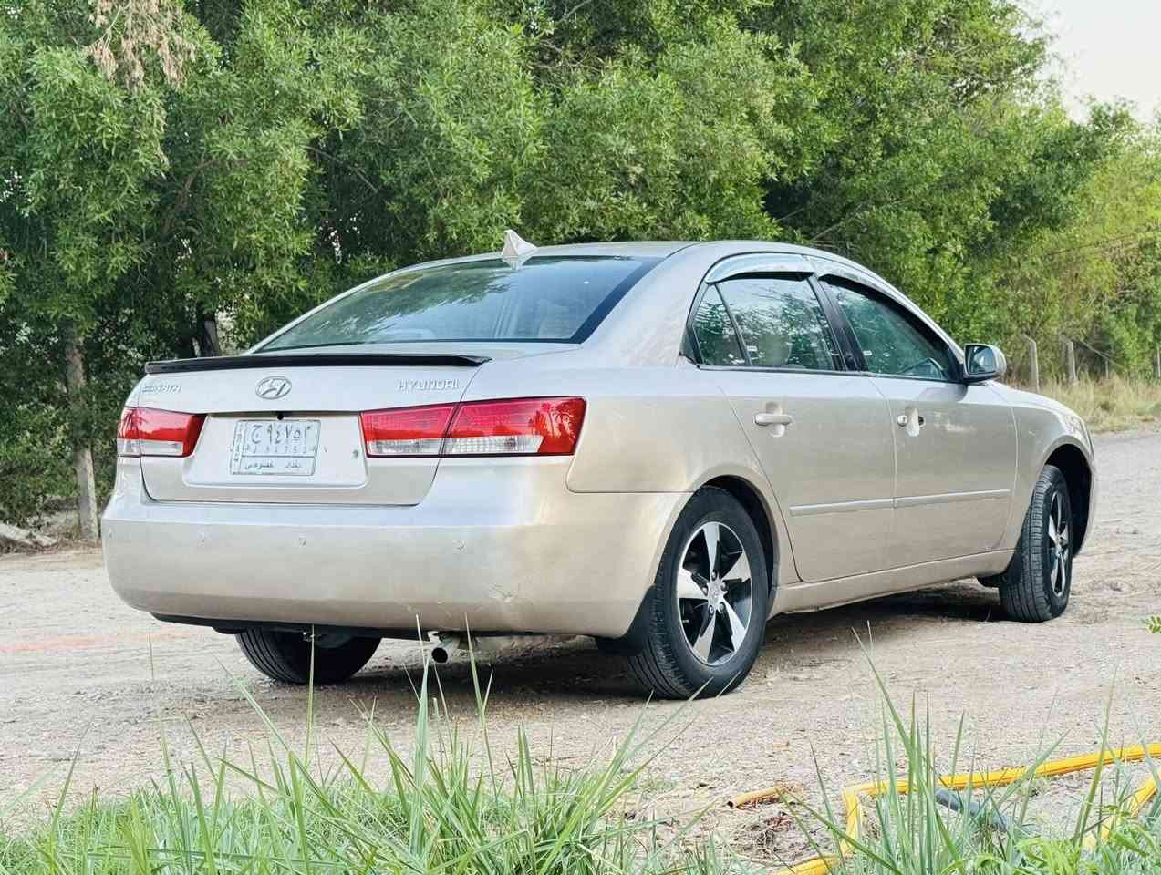 ‏سلام عليكم
‏سيارة سوناتا 2008 للبيع
‏ سيارة حلوة مال جناي
‏ داخل السيارة نظيفة ما متعوبة
‏ سيارة بيها مكانات صبغ أبيع حزام
‏مكان السيارة واسط العزيزية 
‏سعر السيارة 100 $
‏شراي اتصل ***********—***********
