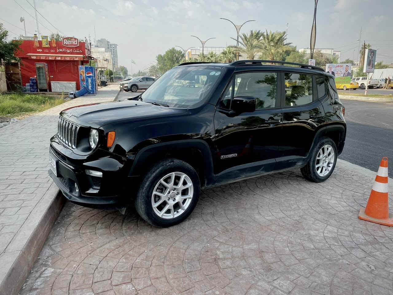 🚗 للبيع Jeep Renegade 2021 – رقم أربيل

ماشية 50 ألف كم فقط، اللون اسود، بحالة ممتازة ومعتنى بها جداً. موقع السيارة في بغداد الدورة تحويل مباشر

✅ الدواخل سليمة
✅ الضربة الوحيدة كانت بالصندوق وتم تبديله
✅ بعض الطخات الخفيفة قرب الباب فقط
✅ مكينة، جير، وشاصي بحالة ممتازة
✅ تايرات أصلية جديدة تم تبديلها مؤخراً
✅ الدوشمة والأرضية جديدة
✅ السيارة نظيفة جداً وجاهزة للاستخدام
✅ دائماً نفولها وقود محسن

السيارة فحص بأي مكان، وما تحتاج أي مصروف. السعر 130

للاستفسار والمشاهدة يرجى التواصل على الرقم: 

+964 770 354 0288


**إذا كنت صاحب هذا الإعلان وتريد حذفه لأي سبب، رجاءا أرسل رسالة إلى الدعم الفني**