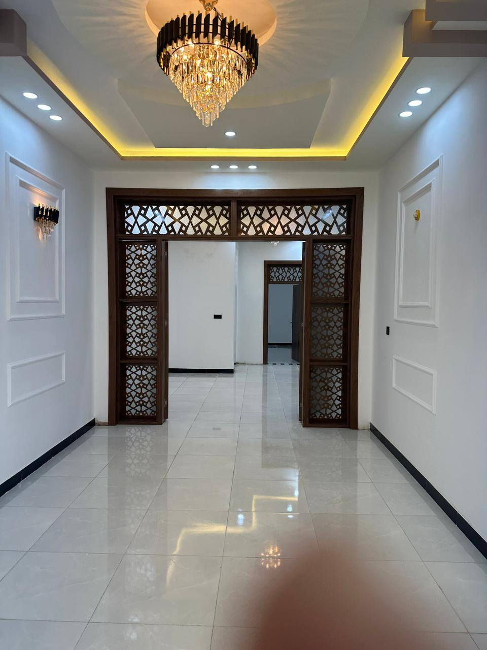 #ب62مليون🙋‍♂️بيت150متر فول
#يعلن_مكتب_العراق_مقابل_قرية_لغدير_عمود289_مباشر

#__مساحه_لبيت_لواحد150متر_مربعه  
#_عرض الشارع 18

#بيت_طابو_زراعي_سند25

#سعر_مليون62_وبيه_مجال  

بناء حديث
غير مسكون
بناء ممتاز جدا 

 عنوان لبيت النجف 
#مقابل_ملحق_قرية_الغدير_مباشر 
يحتوي لبيت على+ غرفه2 +صاله +ستغبال +مطبخ +صحيات بلداخل +وصحيات بلخارج 

***********وتساب
