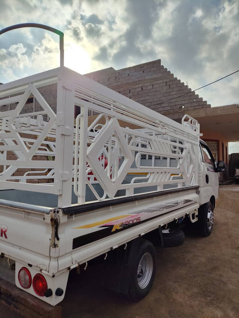 كيا فحل مفتوح 2019 محرك 4000رقم بصرة بأسمي سنوية لغاية2030،سيارة جاهزة محرك وكير وحدادية وتايرات كلعا تمام 
السعر 168
مكاني بصرة الدير.
