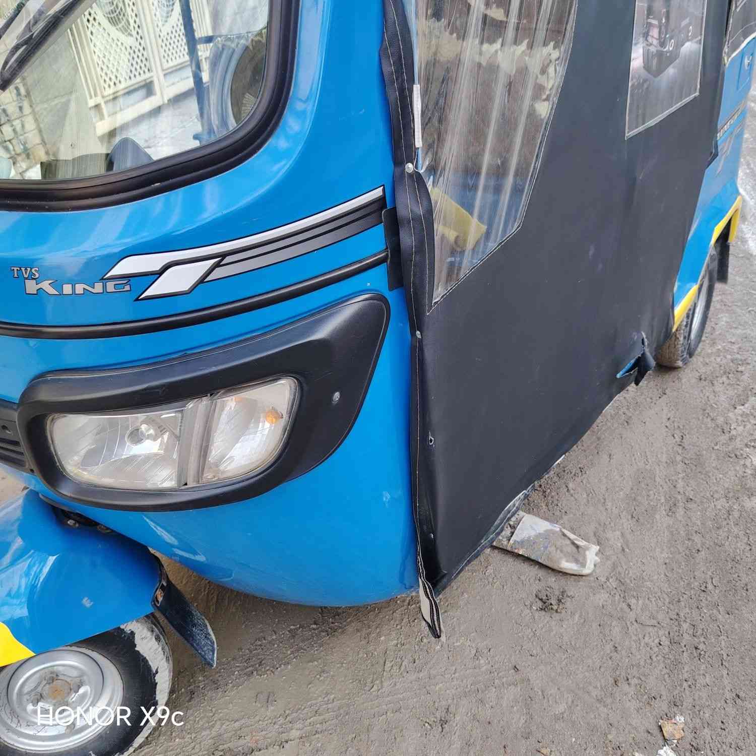 للبيع تكتك تي في اس موديل ٢٢ مكفوله من الصبغ والضربه السعر ٨٠٠٠ المكان بغداد الشراي يتصل على ***********
