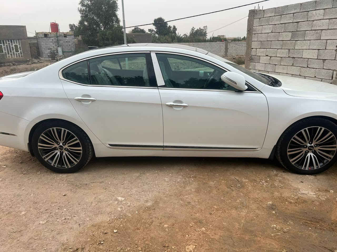 كيا كادنزا موديل12فول  ملكي بسمي مكفوله بس خشم البنيد محرك كير شرط مكان السماوه الرميثه سعر علئ خاص مكلف بنشر رقم صاحب السياره***********
