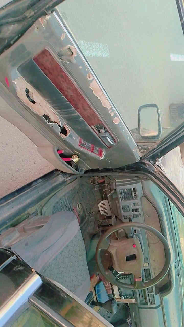 السلام عليكم للبيع كيه بوتيشه/ موديل ٩٥ /رقم صلاح الدين فحص شرط التحويل مكينه جديده او كير اوتوماتيك جديد تبريد شغال سياره جاهزه بس الصدر تعبان مكان السياره مكيشيفه السعر(15)وبيه مجال (***********)
