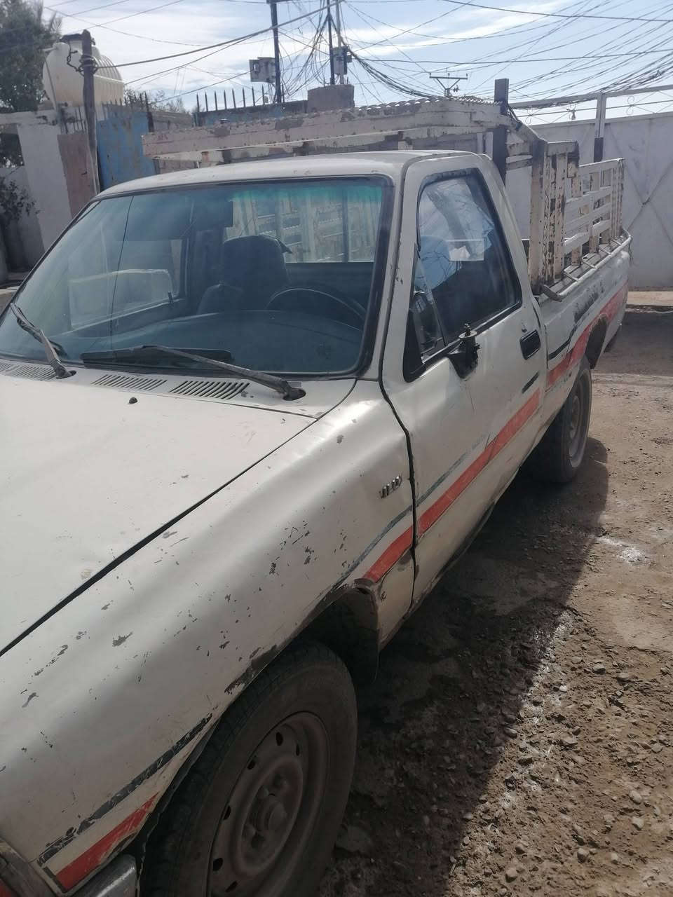 سلام عليكم بكم للبيع موديل ٩ رقم ديالى السعر    ٤٣ ***********
