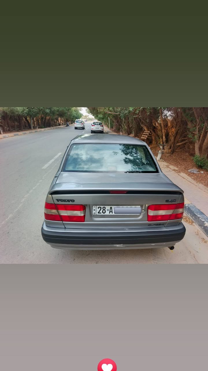 للبيع 
فألفو حجم 940 موديل 1994 محرك تيربو 
 لون رصاصي فاتح 
مكينه كير حداديه كله حاويه جديد
 تبريد شغال
 كهربائيات ضفاير جديد 
غرفه تخم تاير جاهزه من كلشي 
كفاله من الكص والضربه والخياس والاصوليات على الفحص 
سنويه2031 بسمي 
سياره أحلاه من الصور 
مكاني النجف الأشرف/ حي ألاشتراكي 
***********
