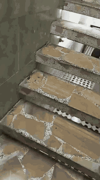 السلام عليكم بيت لبيع ركية وفاضل   بدايه ركية وفاضل البيت زراعي بس راح اجه قرار يتحول إلى طابو البيت كما موضح المساحه 100 متر
للاستفسار الاتصال على الرقم ***********
الموقع الشارع الزراعي مقابيل أسواق علوش الفرع مال انشائيه ابو أمير بالفرع السايد الأيمن بالنص صاير البيت فارغ وجاهز للسكن بس تجيب غراضك
