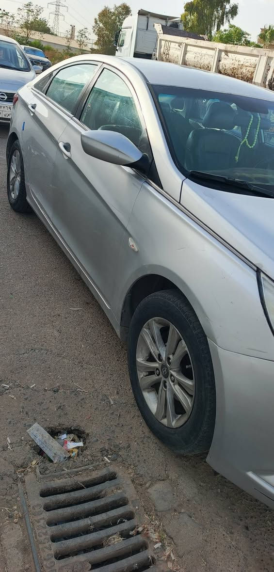 صوره امامك  بيها صبغ ثلاث قطع صغيره  ،(*********** أربيل, العراق
