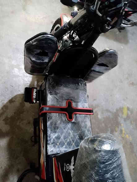 السلام عليكم موطور جبلي للبيع 
موديل 24 موطور جديد ماتذب علي كلشي
بطاريات جديد 6 باتري موطور مال جناي 
مثل ماموضح بالصوره جاهز مجهز
المكان شارع الأطباء بالسوگ القديم 
السعر 620 للأستفسار 
الاتصال بالرقم ***********
