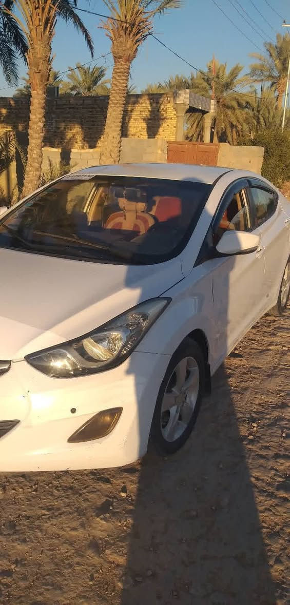 سلام عليكم لحك خالي لحك

هونداي الانتره2012 خليجي

السياره مكفوله من الكلبه او التچيه... بيها صبغ اثر تكشير  وبيها طخه بجملغ المامي  بجهت العبري بدون شاصي 
محرك 1800 وكير كفاله
حداديه جديده 100%
تبريد فول 
موصفاتها 
كامره خلفيه 
شاشة  تاب
تحكمات جهتين 
اشاير بالمري 
تخم ويل جديد 
تخم تاير جديد
السياره رقم بصرة 

سعرها (85) مكاني البصرة

رقمي ***********
