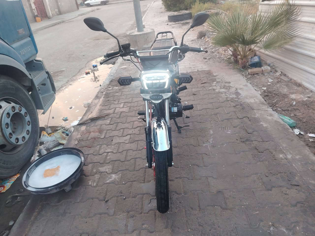 دراجه يراني .5 كير دراجه نضيفه والموديل 2025. والسعر مليون الرقم ***********
