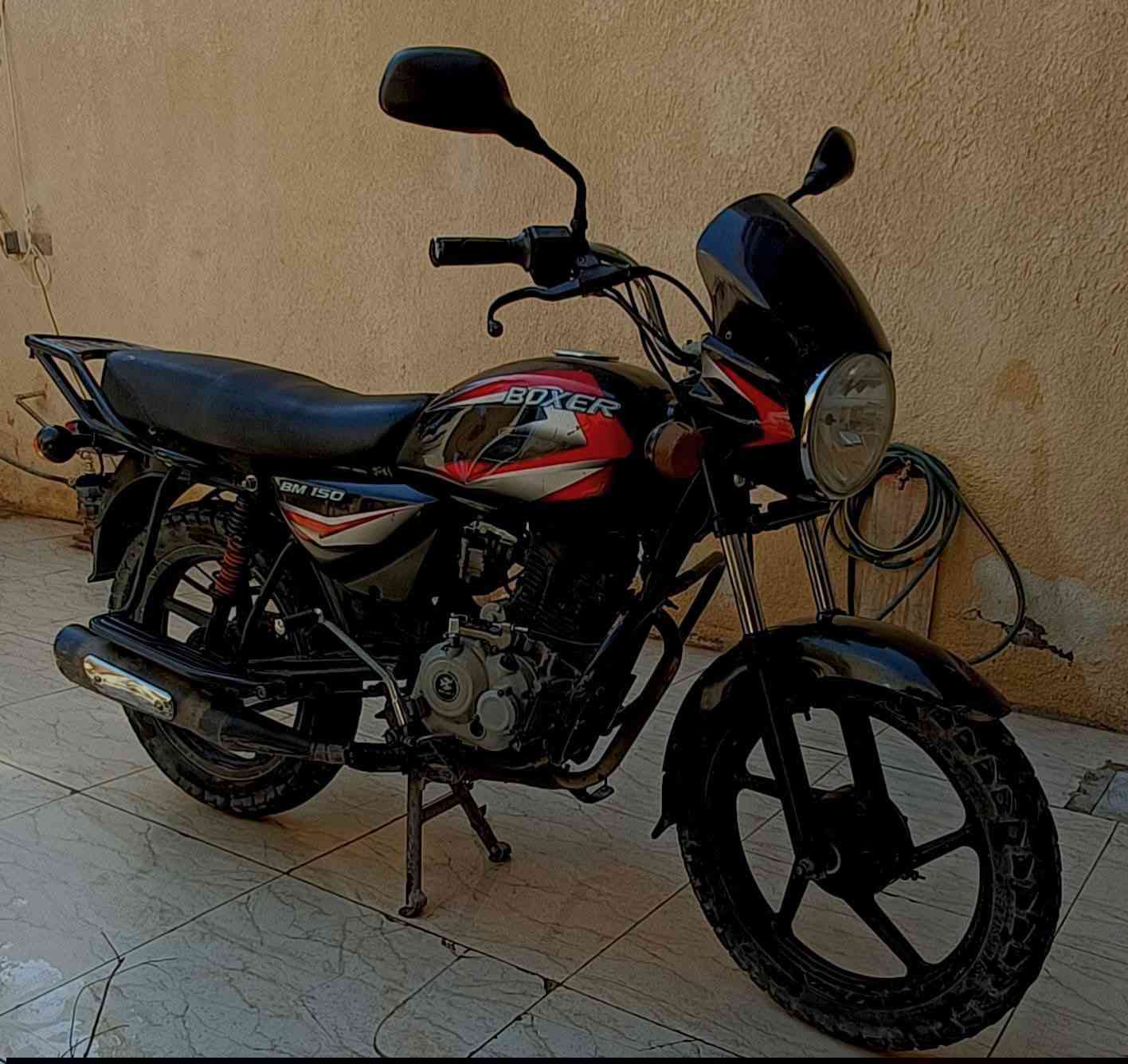 بوكسر مكفولة حيل نضيفة وناعمة مكاتبة بس سعر 750 قفل قفل من الاخير نقص باتري مكاني الكاظمية رقمي ***********
