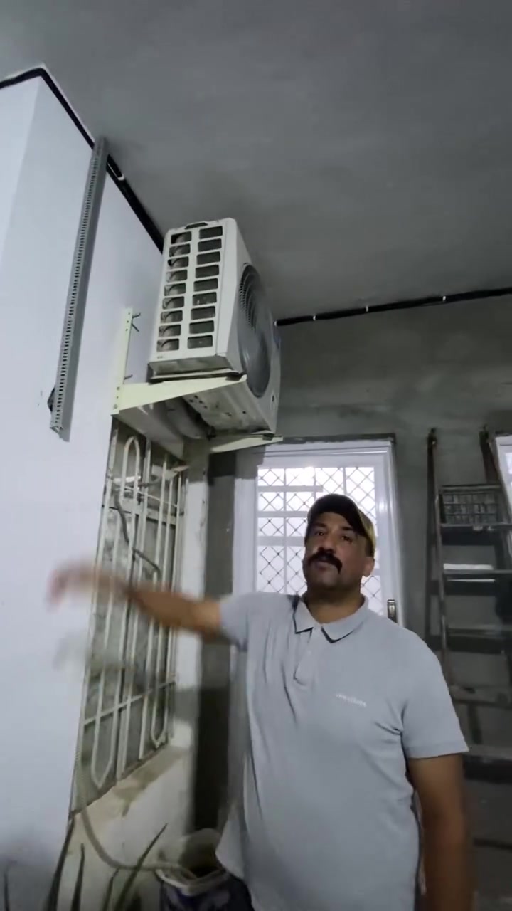 تم تأمين بيت العم مناف بكاميرات المراقبة 

جهاز دهوا الاصلي تو وي 

كاميرات الاصليه عدد4

تم ربط المنظومة بالانترنت ومشاهدة المنزل في التلفون

مستعدون لتجهيز وتنصيب كاميرات المراقبة في أنحاء محافظة صلاح الدين 
للاستفسار 
***********
***********
